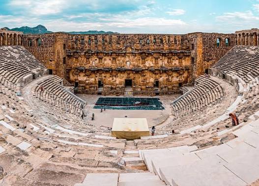 Aspendos Antik Tiyatrosu