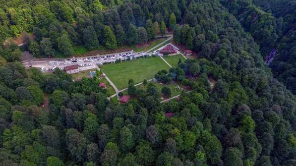 Güzeldere Şelalesi Tabiat Parkı · Gölyaka · Düzce · Türkiye · fotoğraf 2